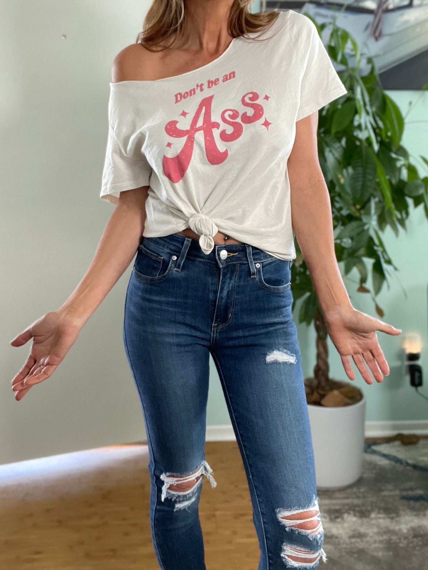 DON'T BE - women's t-shirt (Final Sale)