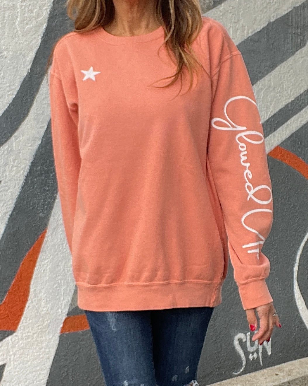 GLOWED UP STAR - crewneck sweatshirt